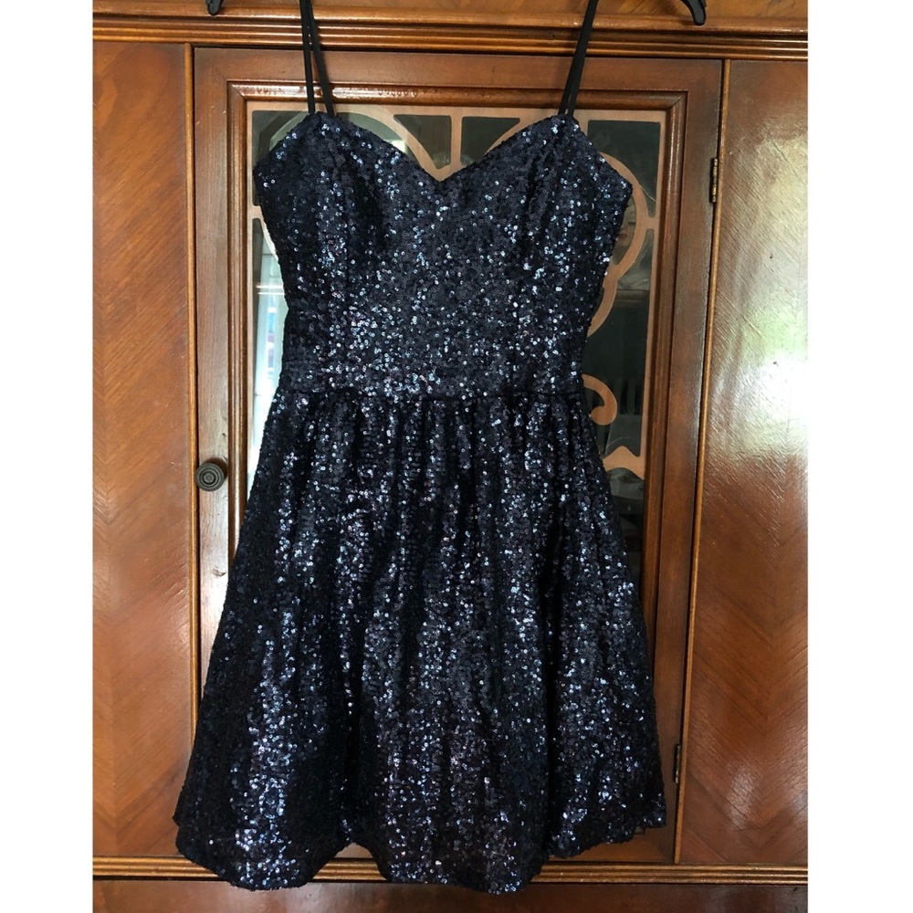Navy Sequin Short Steapless Party Dress